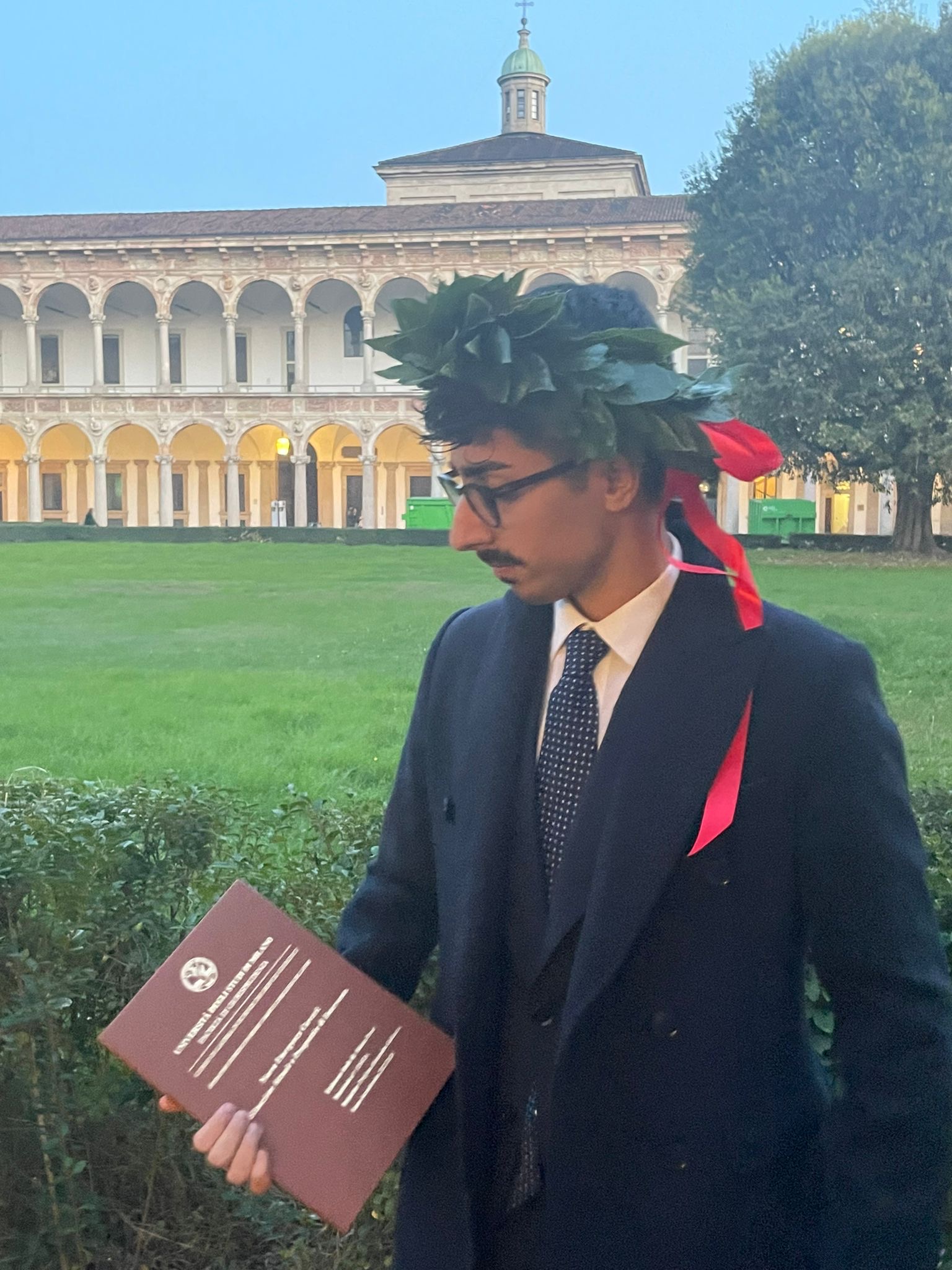 Mattia Parisi nel giorno della laurea all’Università degli Studi di Milano